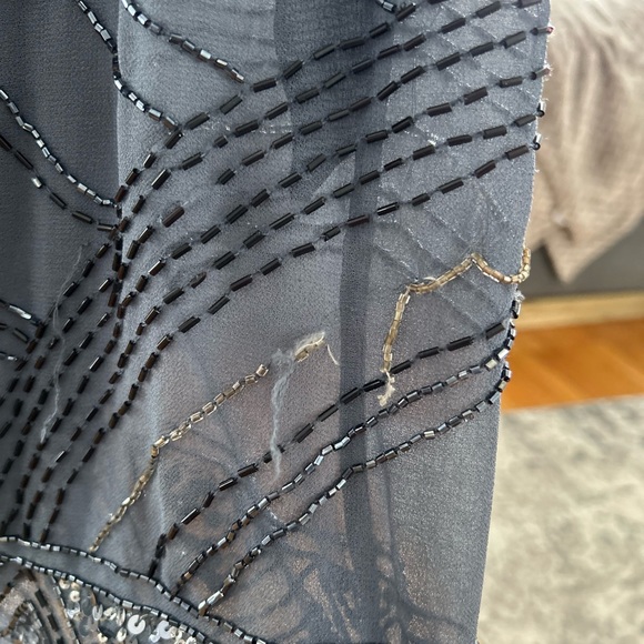 Fancy beaded cocktail dress - Picture 3 of 5